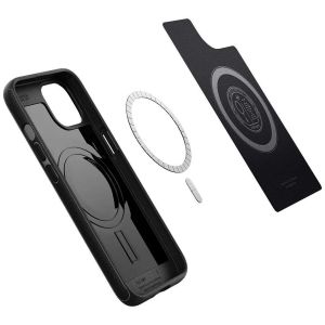 Spigen Coque arrière MagSafe Armor iPhone 13 - Noir