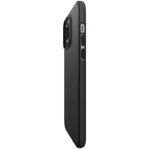 Spigen Coque arrière MagSafe Armor iPhone 14 Pro Max - Noir