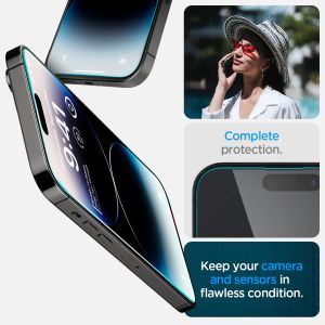 Spigen Protection d'écran en verre trempé GLAStR Fit + Applicator iPhone 14 Pro