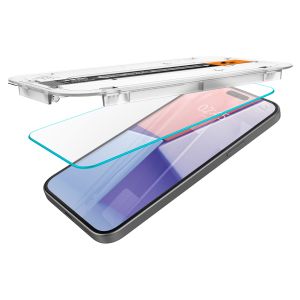 Spigen Protection d'écran en verre trempé GLAStR Fit + Applicator iPhone 15 Plus