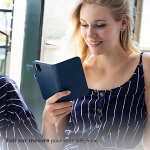 Selencia Étui de téléphone portefeuille en cuir véritable iPhone 14 Pro - Bleu