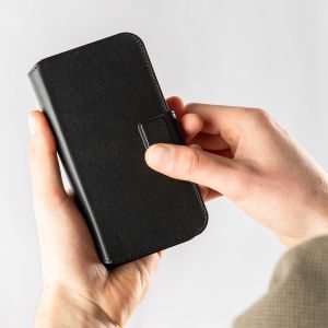 Accezz Étui de téléphone portefeuille en cuir 2-en-1 avec MagSafe iPhone 14 - Onyx Black