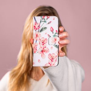 iMoshion Coque silicone design iPhone 14 - Blossom