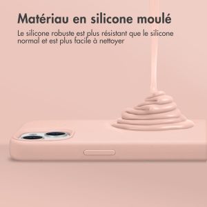 Accezz Coque Liquid Silicone avec MagSafe iPhone 15 Pro - Rose