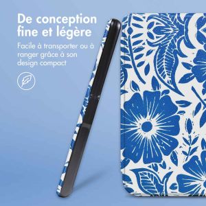 iMoshion Design Slim Hard Sleepcover Amazon Kindle (2022) 11th gen - Flower Tile