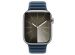 Apple Bracelet à maillons magnétique FineWoven Apple Watch Series 1-9 / SE / Ultra (2) - 42/44/45/49 mm - Taille S/M - Baltic Blue