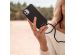 iMoshion Coque de couleur avec cordon amovible iPhone 15 - Noir