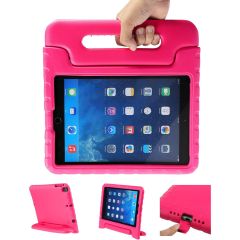 iMoshion Coque kidsproof avec poignée iPad (2018) / (2017) - Rose