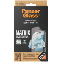 PanzerGlass ﻿Protection d'écran Matrix Recycled Ultra-Wide Fit Anti-bactérienne avec applicateur iPhone 15
