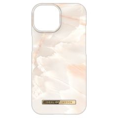 iDeal of Sweden Coque Fashion iPhone 15 - Rose Pearl Marble