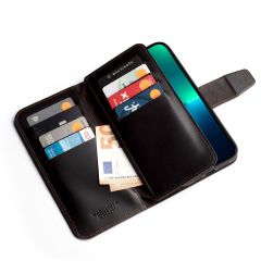 Wachikopa Étui de téléphone portefeuille Multi Wallet iPhone 13 Pro - Dark Brown