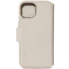 Decoded Portefeuille détachable 2 en 1 en cuir iPhone 15 Plus - Clay